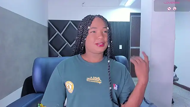 Snapshot of Harmony-01 chatting on 02/13/26, 08:16 Harmony-01 online show from 02/13/26, 08:16