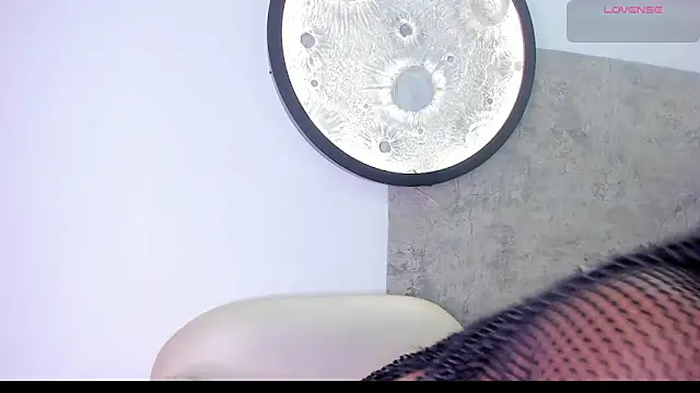 Snapshot of Harmony-01 chatting on 02/18/26, 09:33 Harmony-01 online show from 02/18/26, 09:33