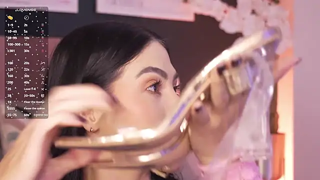 ItsTatiana online show from 02/18/26, 03:52