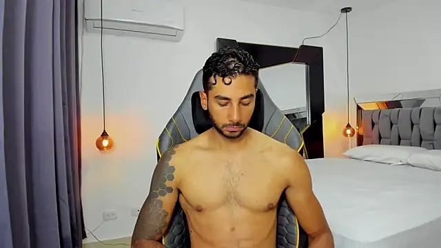 Snapshot of DorianGrey__ chatting on 12/22/25, 11:13 DorianGrey online show from 12/22/25, 11:13