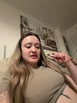 LilyLuck  online show from 02/07/26, 10:24