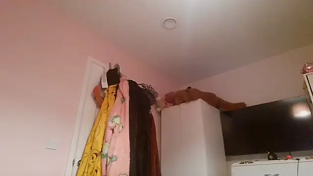 LilyLuck  online show from 02/18/26, 04:58