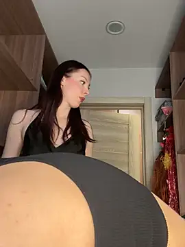 Snapshot of RussianGirls_ chatting on 05/08/26, 01:27 RussianGirls online show from 05/08/26, 01:27