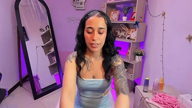 StaceyLeee online show from 02/13/26, 07:54