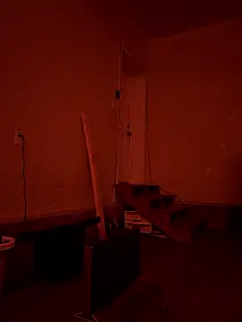 Cantgetenough0069 online show from 04/18/26, 08:42