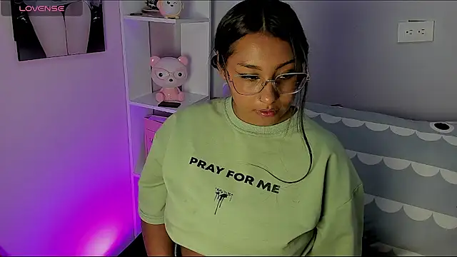 tinna noa online show from 03/04/26, 08:26