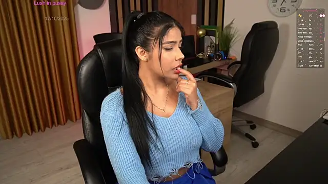 Snapshot of secretary_bj chatting on 10/13/25, 12:10 secretary bj online show from 10/13/25, 12:10