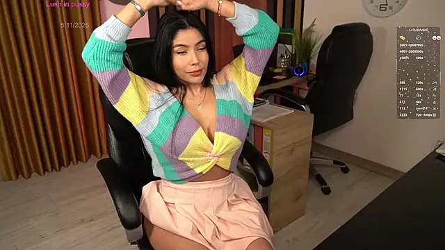 Snapshot of secretary_bj chatting on 11/05/25, 08:31 secretary bj online show from 11/05/25, 08:31