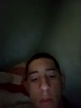 Snapshot of Caiogostosinho007 chatting on 12/19/25, 02:40 Caiogostosinho007 online show from 12/19/25, 02:40