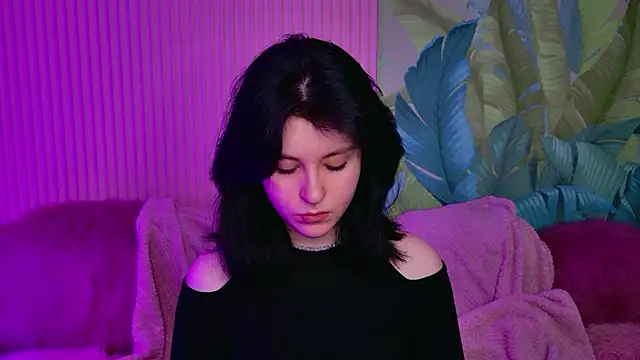 Milana Cold online show from 01/14/26, 08:47