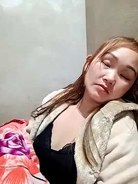 Snapshot of yula-bi chatting on 02/05/26, 11:42 yula-bi online show from 02/05/26, 11:42