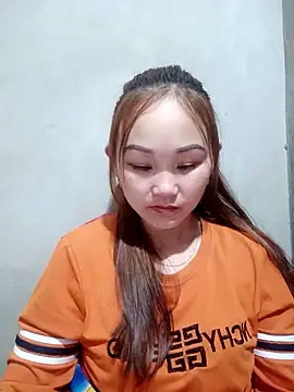 Snapshot of yula-bi chatting on 02/15/26, 08:27 yula-bi online show from 02/15/26, 08:27