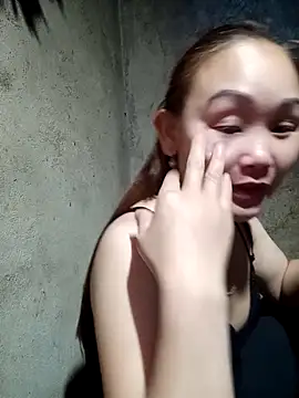 Snapshot of yula-bi chatting on 02/19/26, 04:08 yula-bi online show from 02/19/26, 04:08