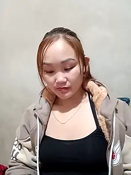 Snapshot of yula-bi chatting on 02/24/26, 12:08 yula-bi online show from 02/24/26, 12:08