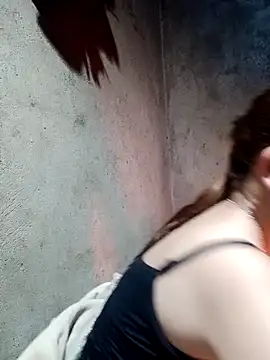 Snapshot of yula-bi chatting on 02/27/26, 11:43 yula-bi online show from 02/27/26, 11:43