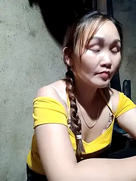 yula-bi online show from 05/10/26, 01:49