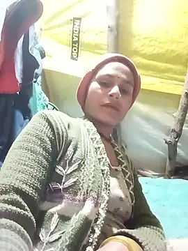 Snapshot of Cuty_priti chatting on 01/09/26, 04:54 Cuty priti online show from 01/09/26, 04:54