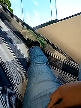 mel-0987 online show from 04/04/26, 09:34