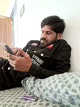 Snapshot of AmitKumar7758 chatting on 01/16/26, 05:00 AmitKumar7758 online show from 01/16/26, 05:00