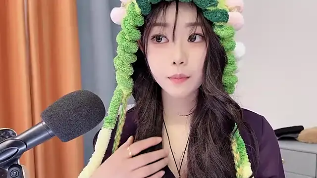 smalldaisy online show from 02/03/26, 06:40