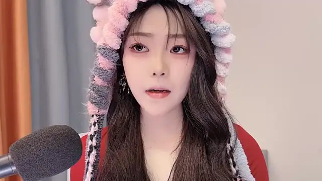 smalldaisy online show from 02/10/26, 02:04