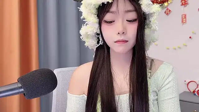 smalldaisy online show from 03/07/26, 02:19