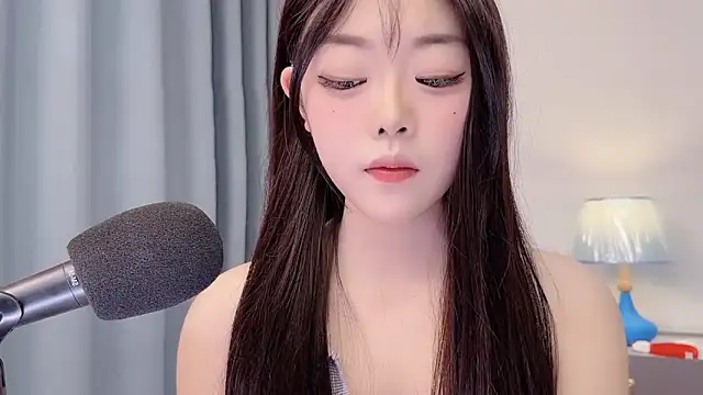 smalldaisy online show from 04/06/26, 04:46