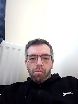 Snapshot of Kyren89 chatting on 12/22/25, 01:52 Kyren89 online show from 12/22/25, 01:52