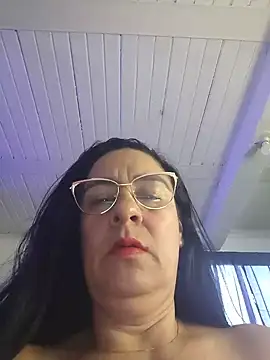 Snapshot of KiaraFoster chatting on 07/16/26, 12:00 KiaraFoster online show from 07/16/26, 12:00