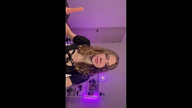 KellySunn online show from 02/25/26, 09:30