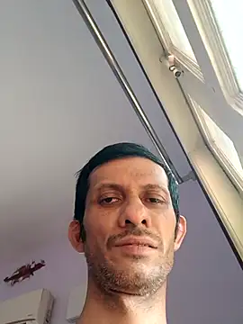 Snapshot of juicy--cock chatting on 03/24/26, 05:23 juicy--cock online show from 03/24/26, 05:23