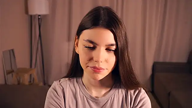 Snapshot of NeidaGowing chatting on 01/08/26, 07:10 NeidaGowing online show from 01/08/26, 07:10