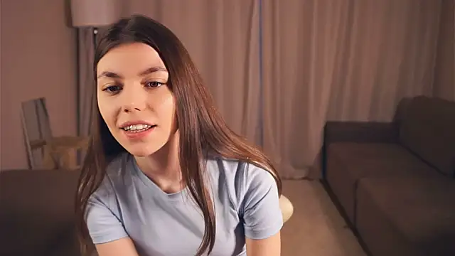 Snapshot of NeidaGowing chatting on 01/09/26, 07:11 NeidaGowing online show from 01/09/26, 07:11