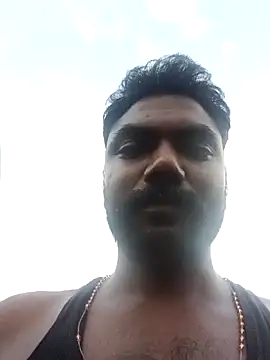 Tamilpaiyan07 online show from 05/20/26, 12:28