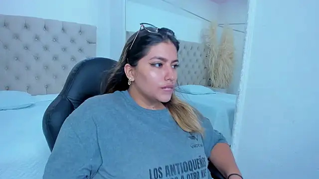 AmbarBrownn  online show from 01/10/26, 09:52