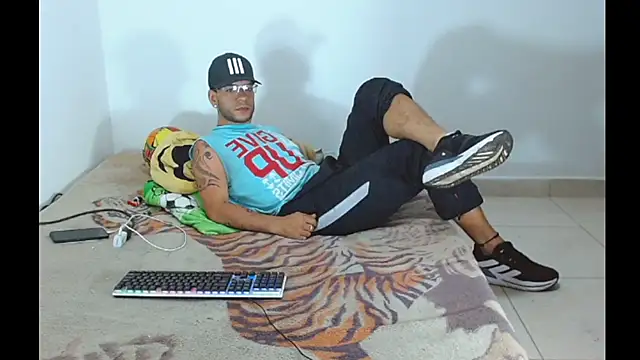 Alphamaster 92 online show from 03/30/26, 03:07