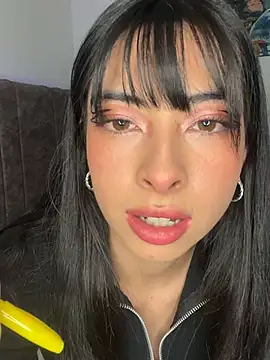 junorise23 online show from 01/15/26, 04:28