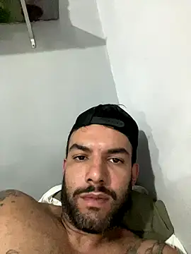 Snapshot of Volteikkkkk chatting on 12/20/25, 12:51 Volteikkkkk online show from 12/20/25, 12:51