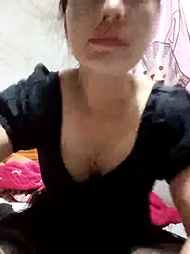 Snapshot of boiboi001 chatting on 12/21/25, 11:39 boiboi001 online show from 12/21/25, 11:39