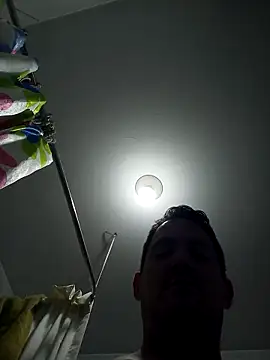 chico-en-tanga online show from 04/14/26, 03:56