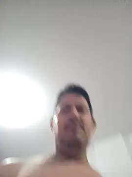 chico-en-tanga online show from 05/03/26, 03:29