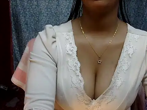 cute Dirty Diva online show from 04/13/26, 03:12