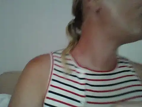 jennyblondeuk online show from 05/28/26, 04:37