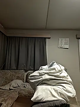 Snapshot of geiltjefun chatting on 12/20/25, 08:32 geiltjefun online show from 12/20/25, 08:32