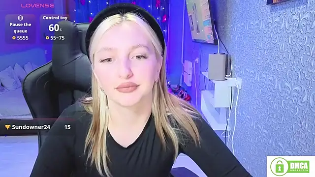 Snapshot of Eva_Vibe_ chatting on 01/18/26, 06:23 Eva Vibe online show from 01/18/26, 06:23