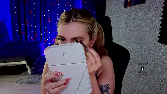 Snapshot of Eva_Vibe_ chatting on 02/23/26, 05:21 Eva Vibe online show from 02/23/26, 05:21