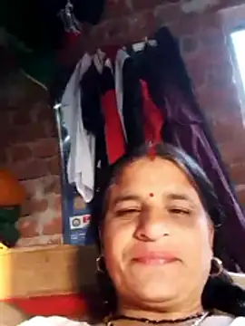 CUTE Ishpa online show from 01/14/26, 11:05