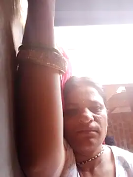 CUTE Ishpa online show from 04/21/26, 08:09