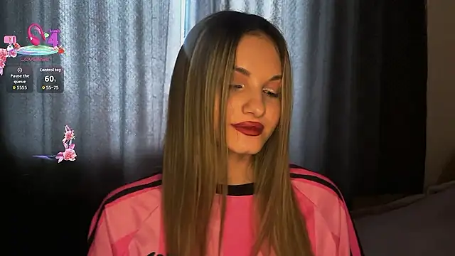 Snapshot of EmllyLighty chatting on 02/05/26, 09:36 EmllyLighty online show from 02/05/26, 09:36