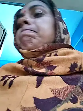 Snapshot of Mahima_rani34 chatting on 02/19/26, 01:12 Mahima rani34 online show from 02/19/26, 01:12